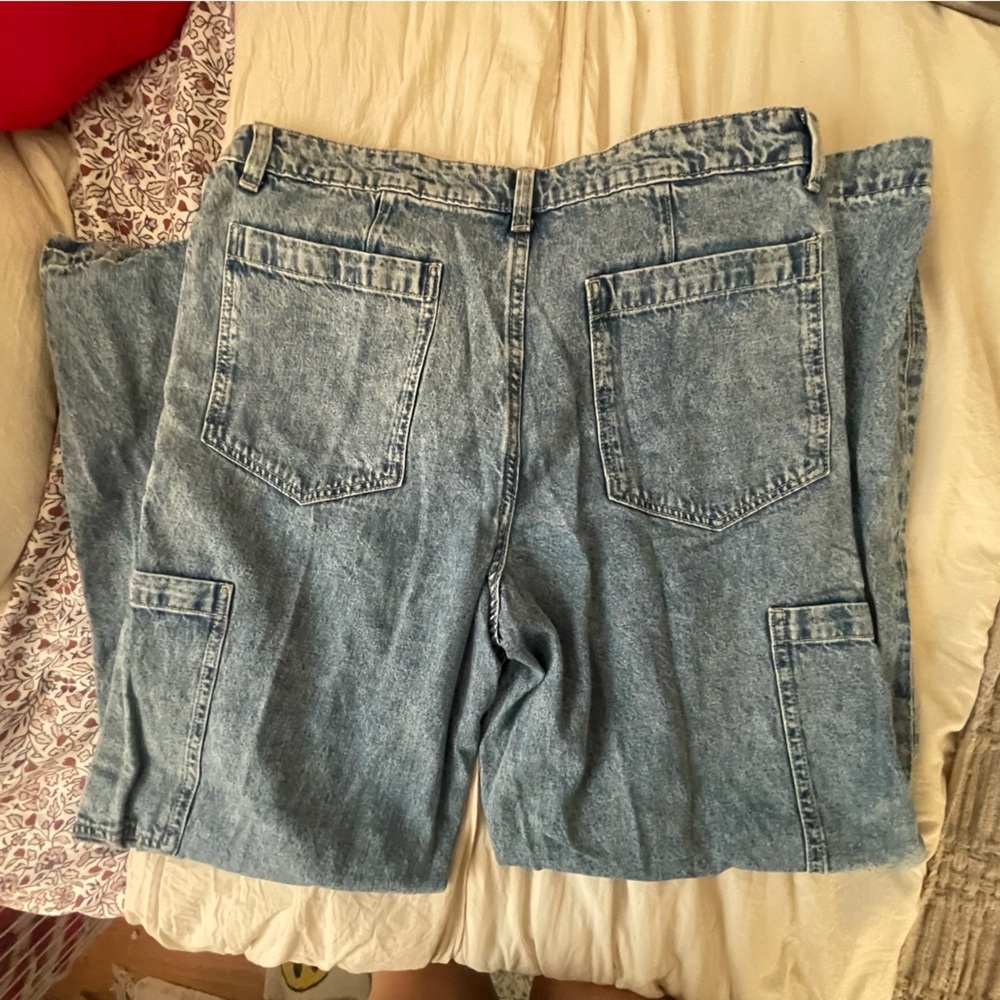 H&M Cargo Jeans - Picture 2 of 3